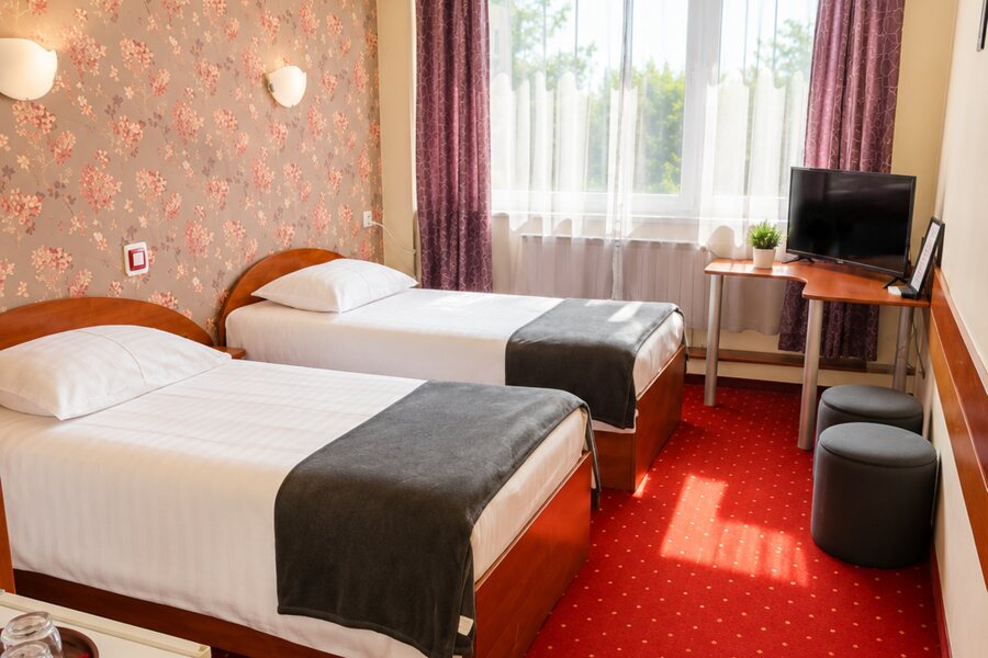 hotel room image